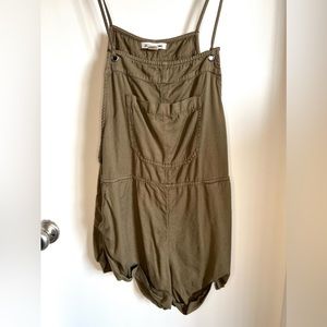 *GUC* Billabong Army Green Overall Shorts Sz M/L
